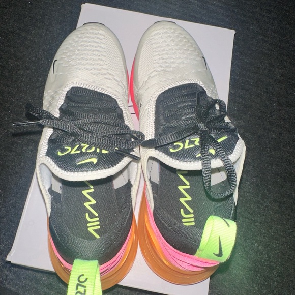 Sold! - Picture 6 of 14